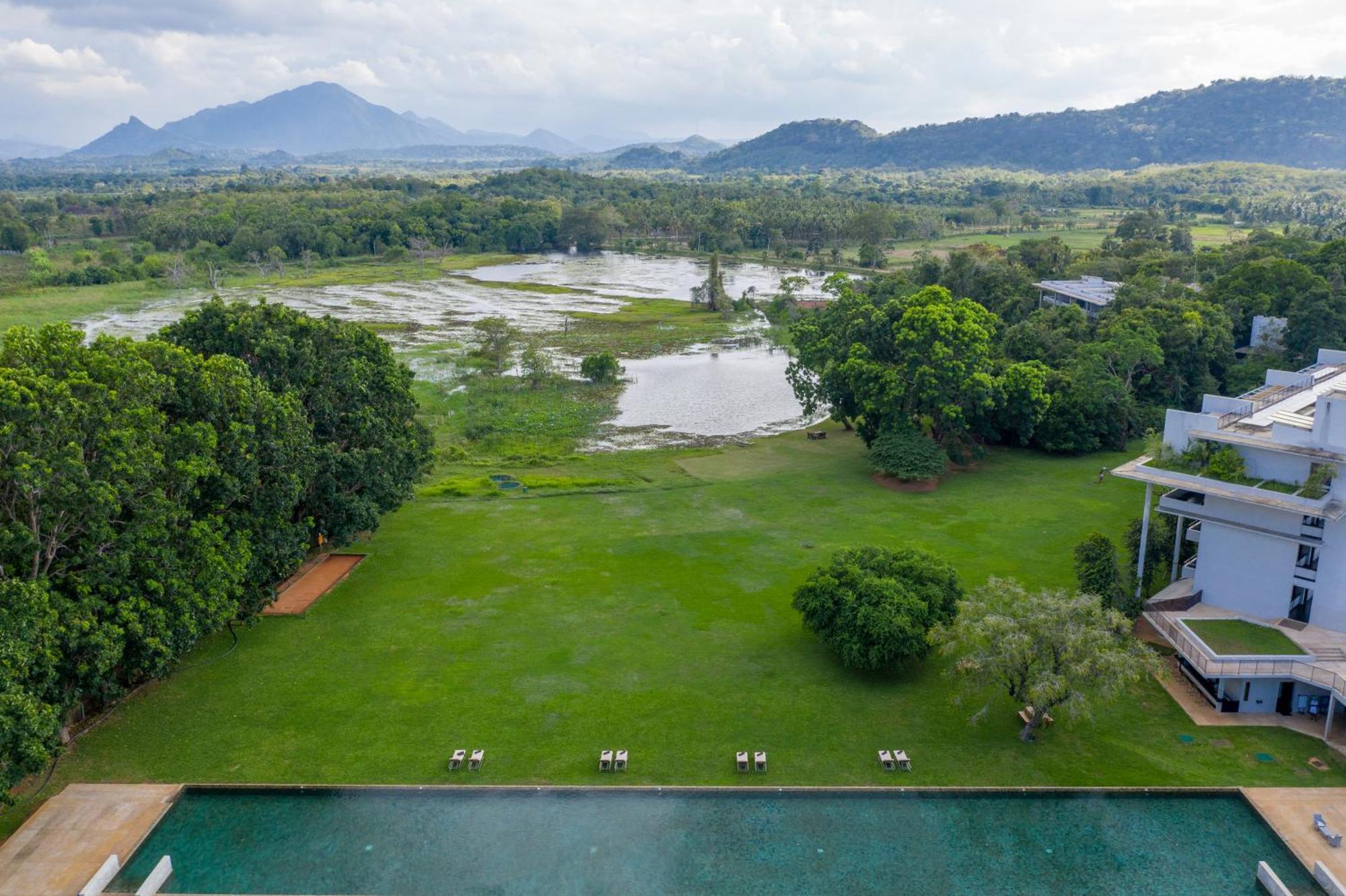 Jetwing Lake Dambulla Extérieur photo